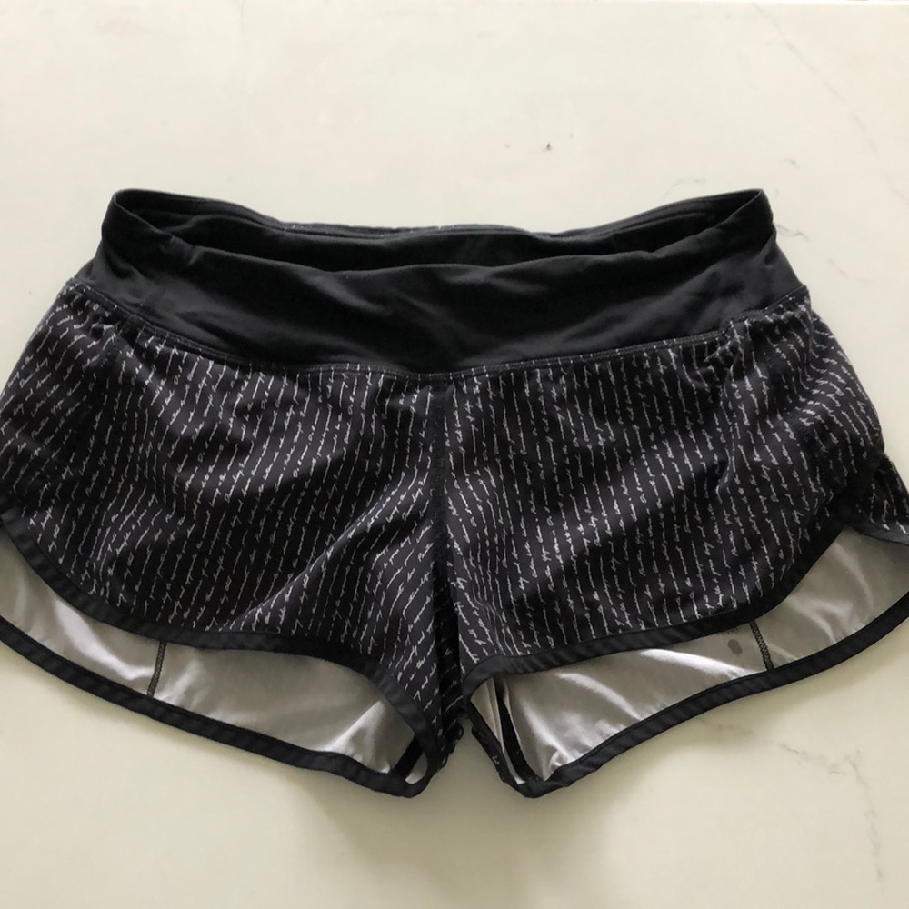 Lululemon Speed Up Shorts Pinstripe Size 6